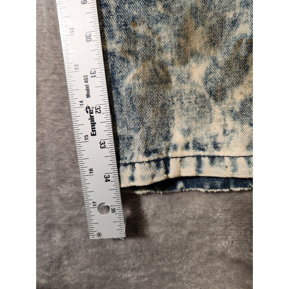 Distressed Blue Wash Men's Jeans with Grid Paneling - Picture 4 of 14